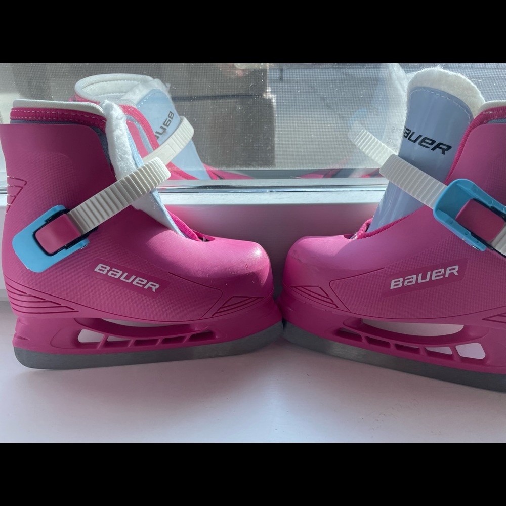 Toddler Bauer Ice skates
